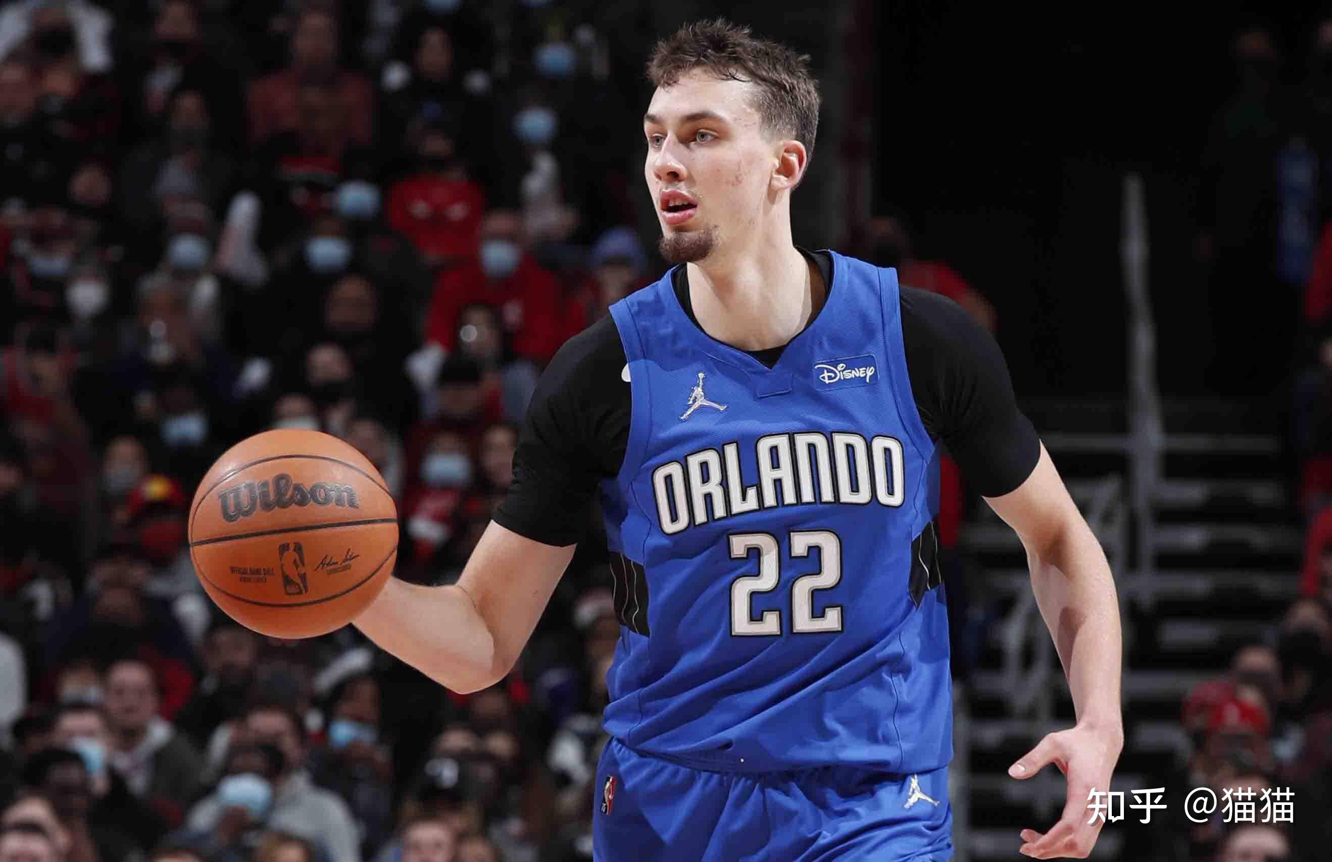 及社交媒体 及社交媒体