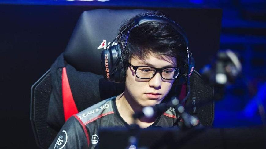 而是多方面 而是多方面