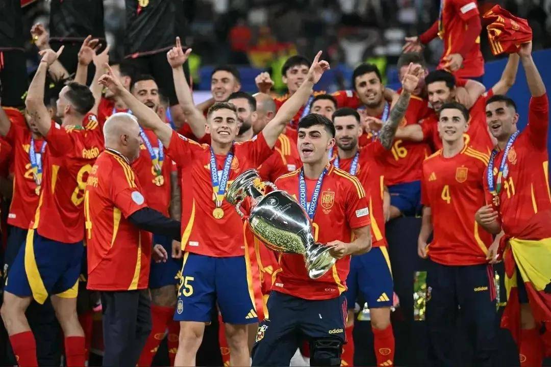 塞鸟和王钰 塞鸟和王钰