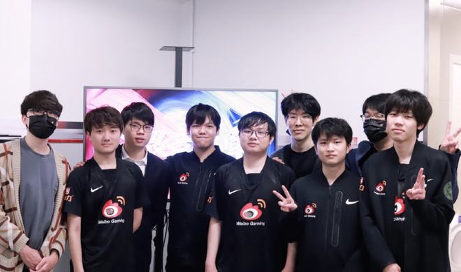 同努力下 同努力下