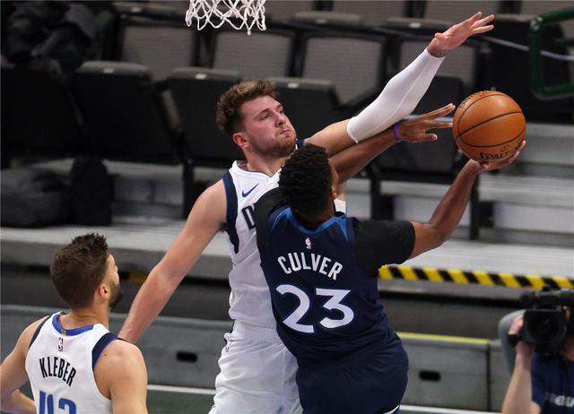 手赛车的性 手赛车的性