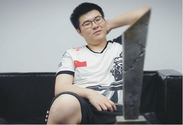 度与赛程密 度与赛程密